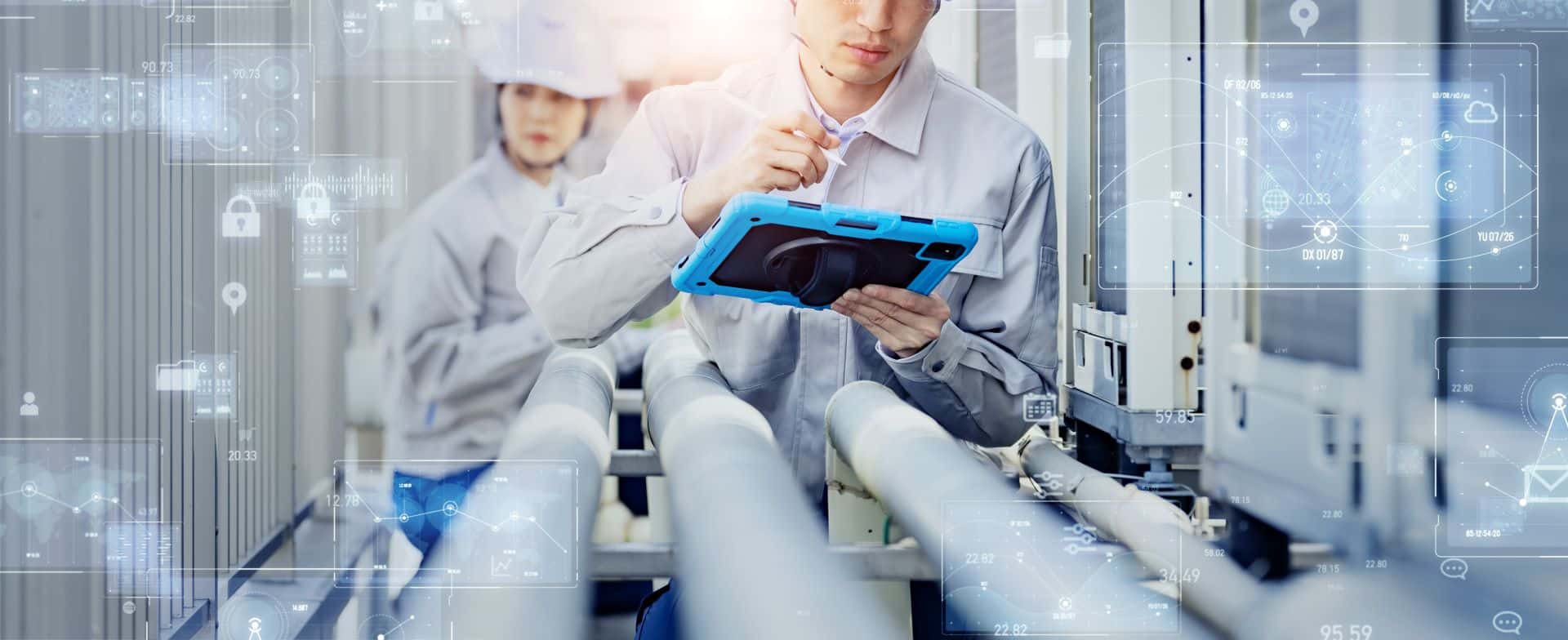 Digitale Maschinenkontrolle per Tablet im Industriebereich